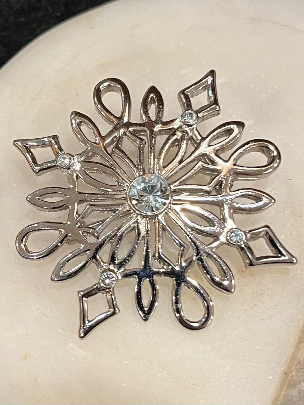 Vintage Enchanted Snowflake Brooch Silver tone pin clear rhinestone gems